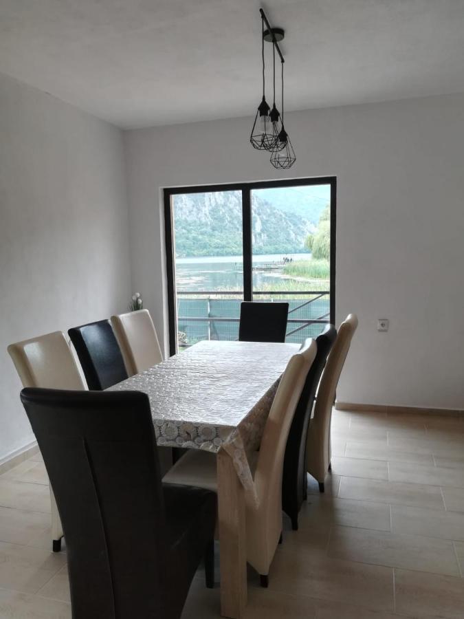 Casa Colt De Rai Apartment Ogradena Ngoại thất bức ảnh