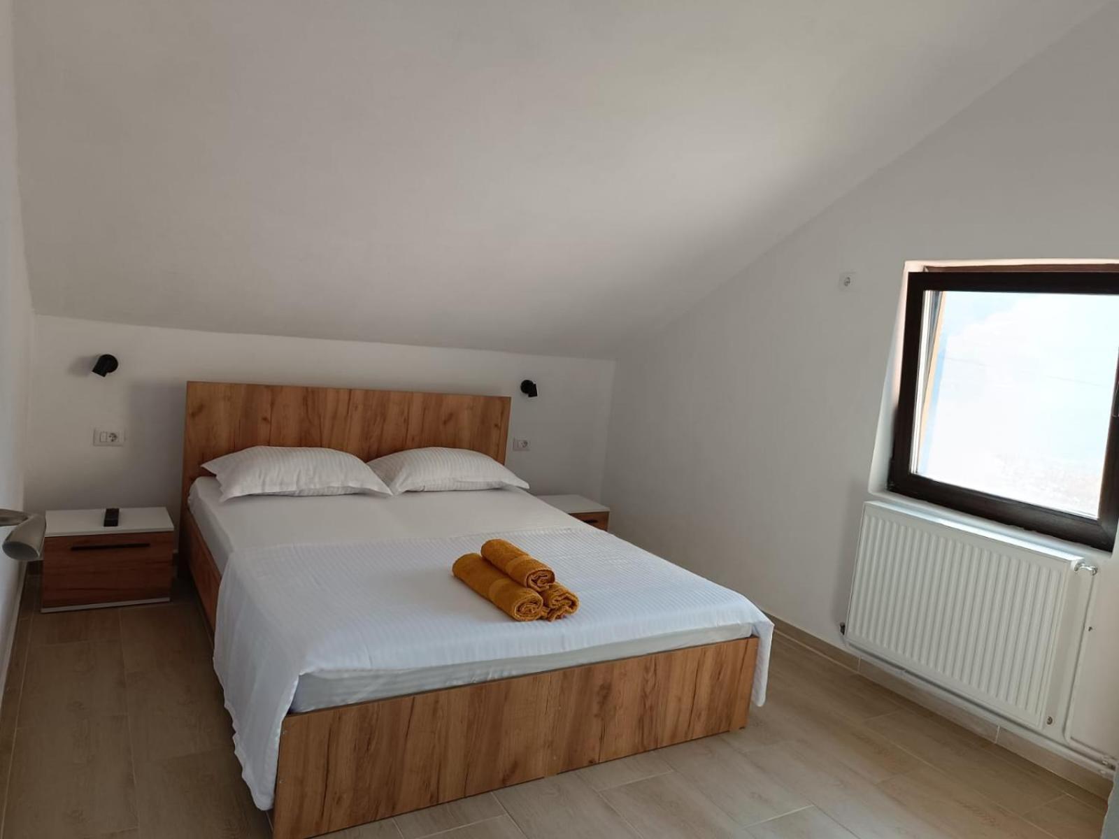 Casa Colt De Rai Apartment Ogradena Phòng bức ảnh